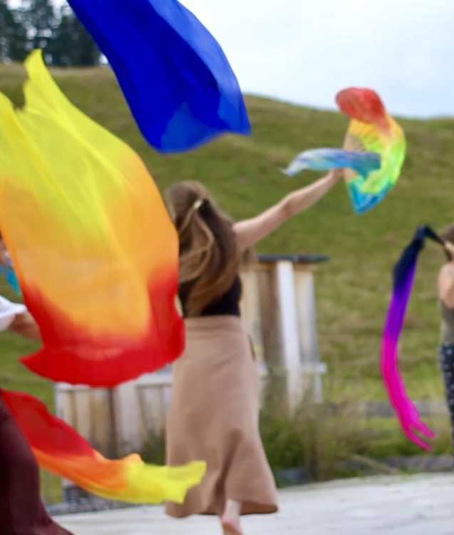 Embodied Dance Circle für Frauen